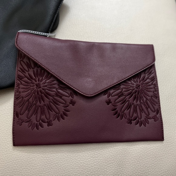 Desigual Women’s Large Reversible Tote Bag with an Inner Bag and a Charm - Picture 7 of 16